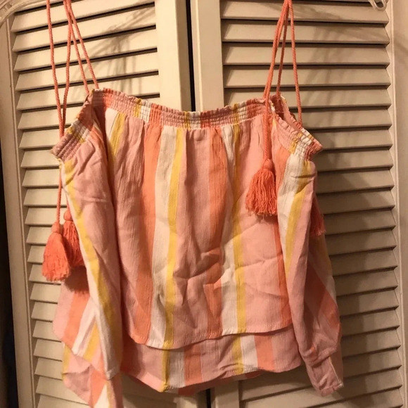 NWT BB DAKOTA TASSELS IN THE SAND TANK - Picture 6 of 8